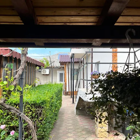 بيت ضيافة Aron 3*